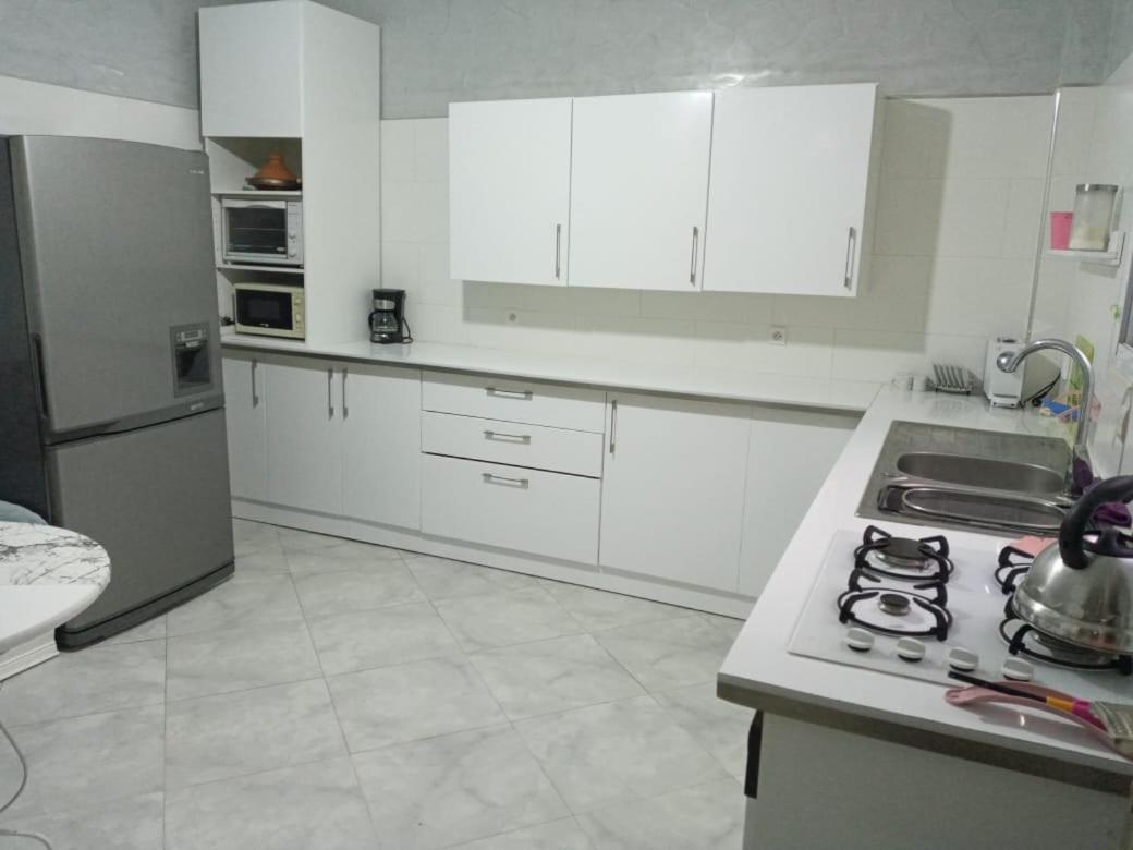 מידלת Appartement Familial Convivial מראה חיצוני תמונה